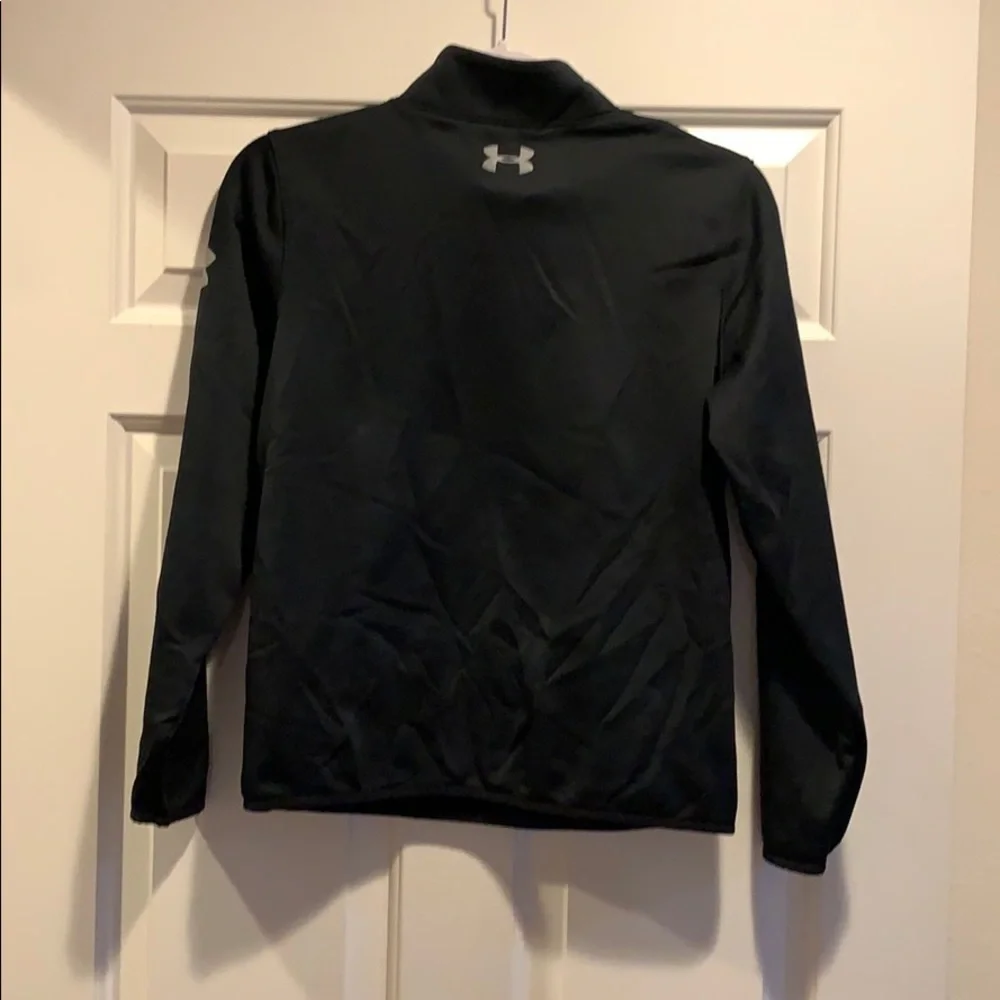 Under Armour Youth XL quarter zip black jacket.​​​​​​​​​​​​​​​​​​​​​